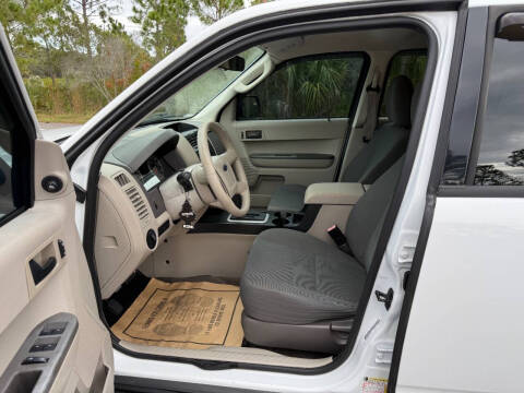 2011 Ford Escape XLS