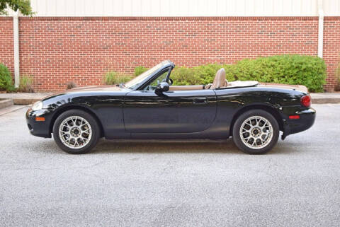 2002 Mazda MX-5 Miata for sale at Automotion Of Atlanta in Conyers GA