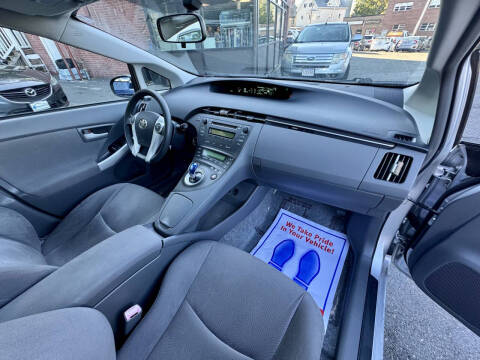 2011 Toyota Prius Two