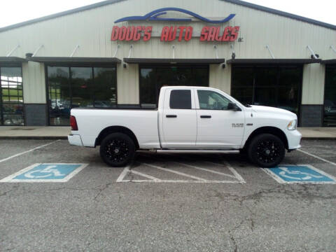 2013 RAM 1500 for sale at DOUG'S AUTO SALES INC in Pleasant View TN