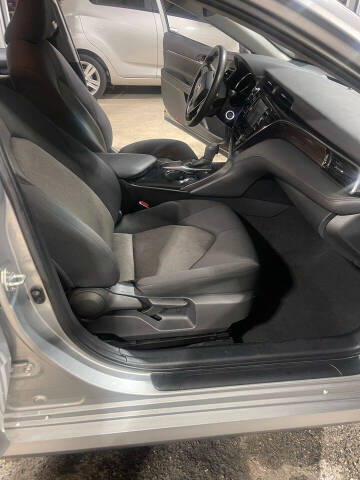 2020 Toyota Camry LE