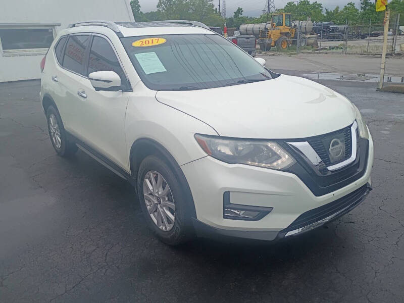 2017 Nissan Rogue SV