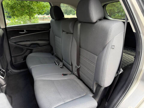 2016 Kia Sorento LX