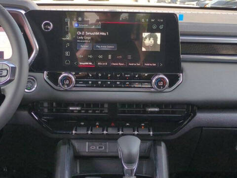 2025 GMC Canyon Elevation