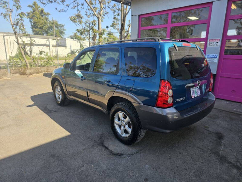 2005 Mazda Tribute s