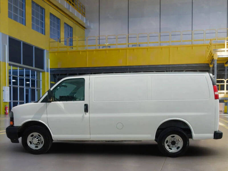 2020 Chevrolet Express 2500