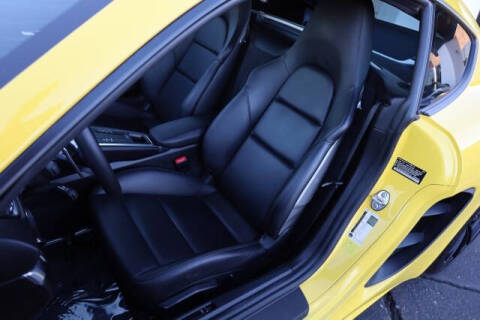 2021 Porsche 718 Cayman