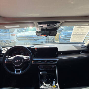 2024 Kia K5 EX