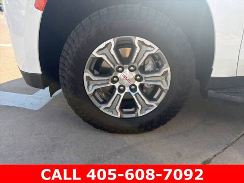 2023 GMC Yukon XL SLE
