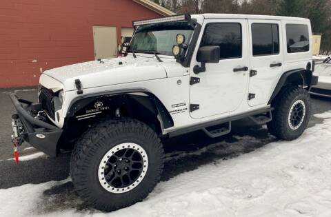 2015 Jeep Wrangler Unlimited for sale at R & R Motors in Queensbury NY