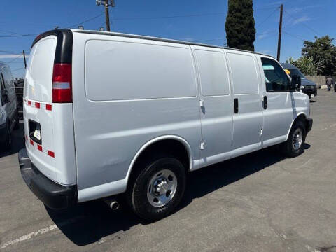 2021 Chevrolet Express 2500