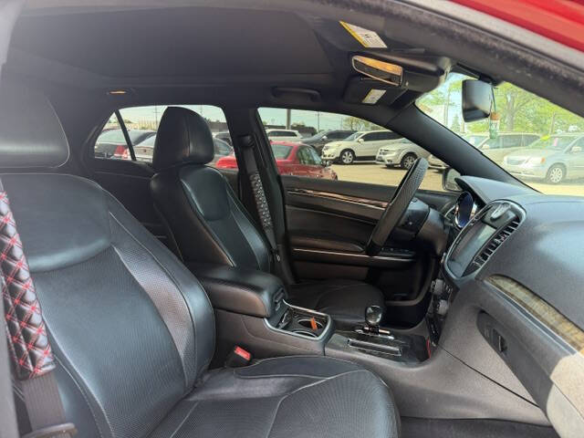 2014 Chrysler 300 C