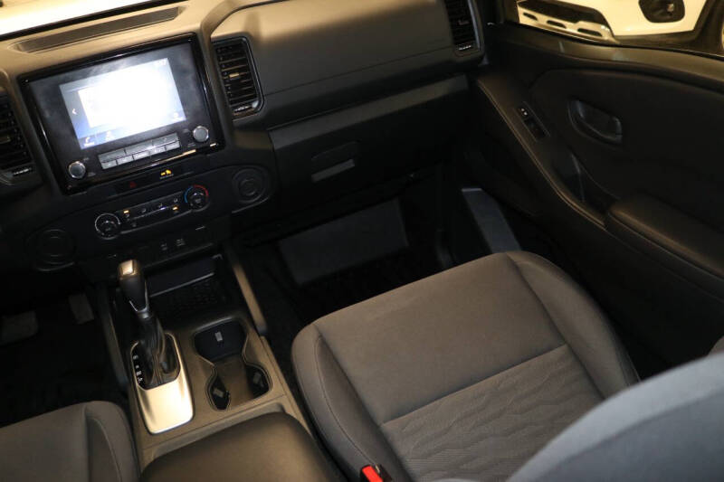 2022 Nissan Frontier S