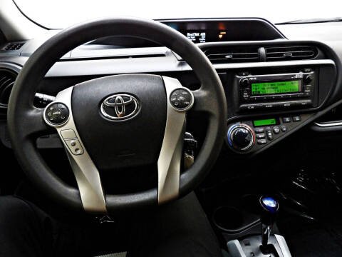 2014 Toyota Prius c Two