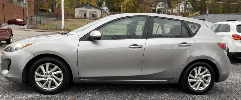 2012 Mazda MAZDA3 for sale at Abingdon Auto Specialist Inc. in Abingdon VA