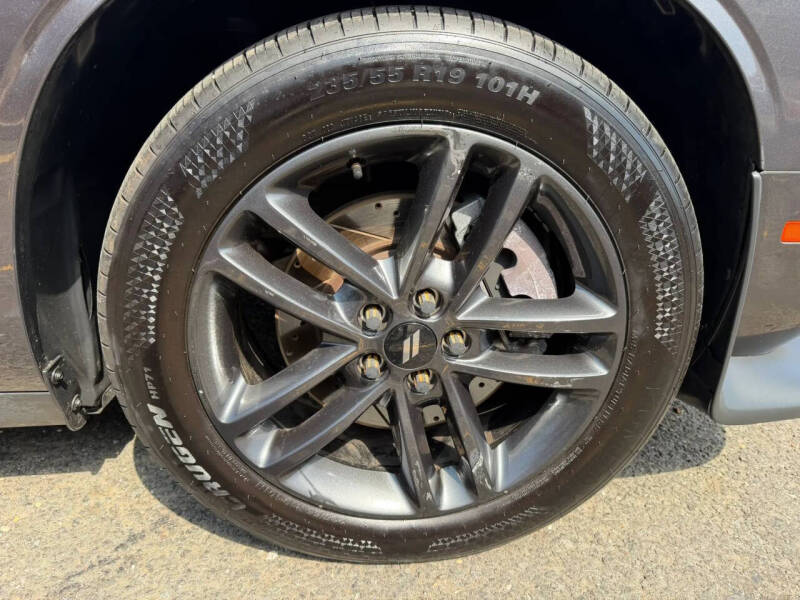2019 Dodge Challenger GT