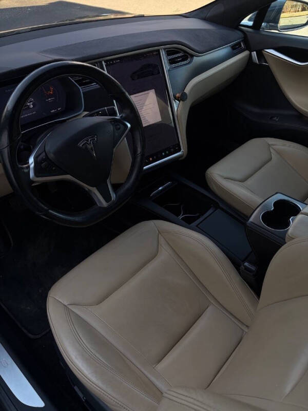 2016 Tesla Model S 75D
