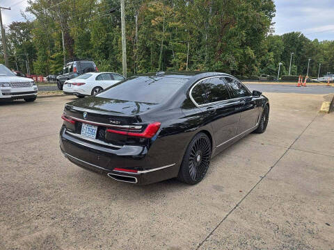2022 BMW 7 Series 740i