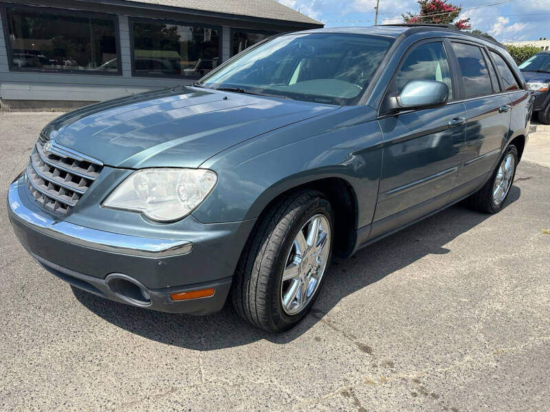 2007 Chrysler Pacifica for sale at Diana Rico LLC in Dalton GA