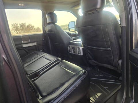 2017 Ford F-350 Super Duty Lariat