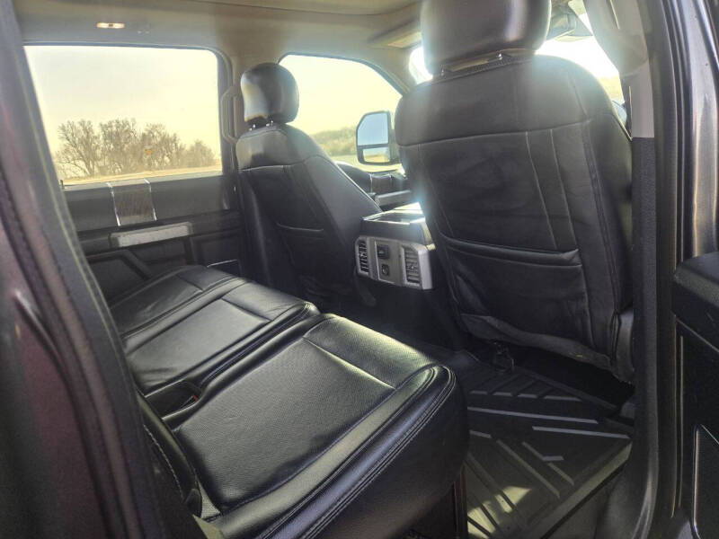 2017 Ford F-350 Super Duty Lariat