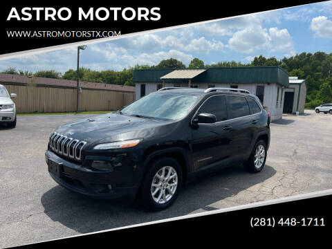 2015 Jeep Cherokee for sale at ASTRO MOTORS in Houston TX