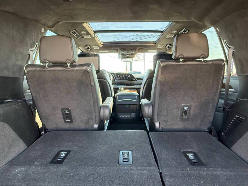 2023 Cadillac Escalade Sport Platinum