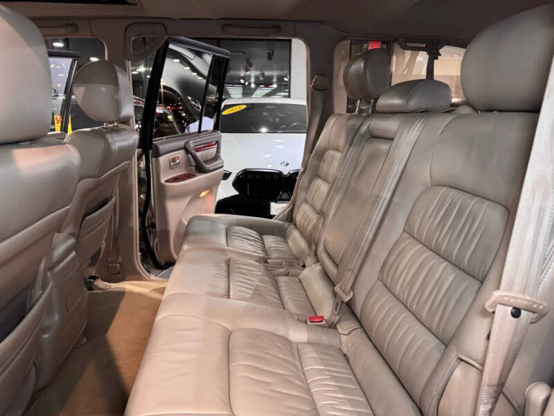 2001 Lexus LX 470