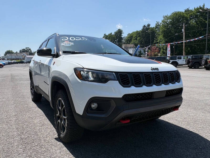 2025 Jeep Compass Trailhawk