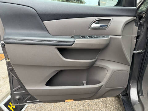 2015 Honda Odyssey EX-L w/DVD