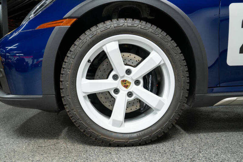 2024 Porsche 911 Dakar