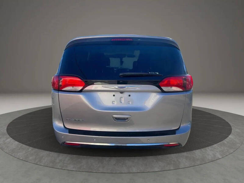 2018 Chrysler Pacifica Touring L