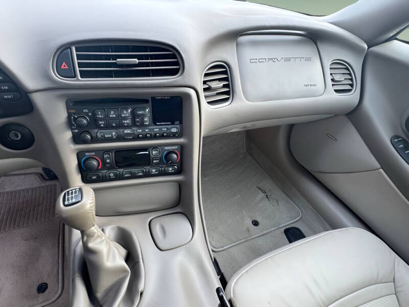 2003 Chevrolet Corvette