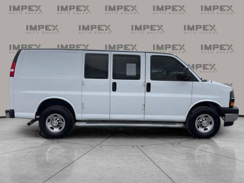 2024 Chevrolet Express 2500