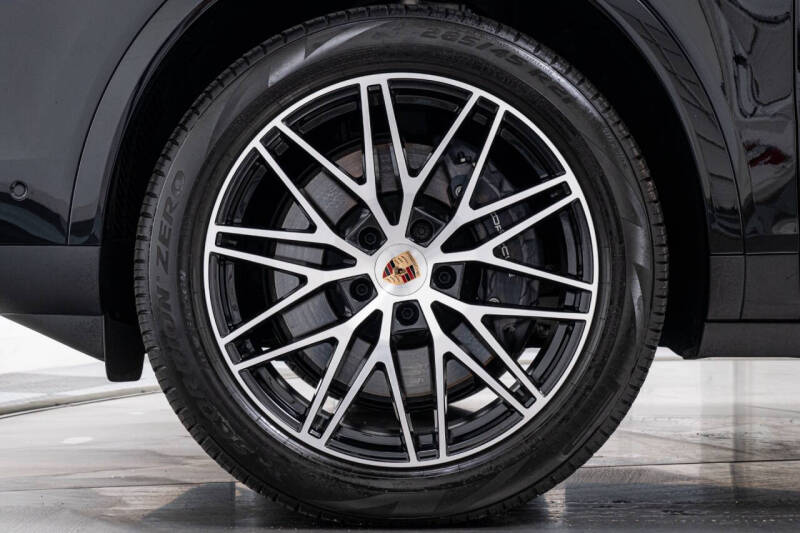 2025 Porsche Cayenne