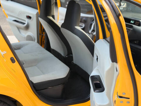 2014 Toyota Prius c One
