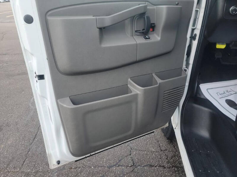 2021 Chevrolet Express 2500