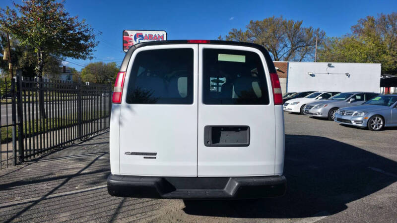 2011 Chevrolet Express 1500