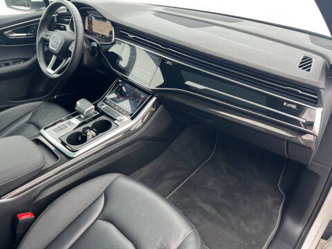 2025 Audi Q7 quattro Premium Plus 55 TFSI