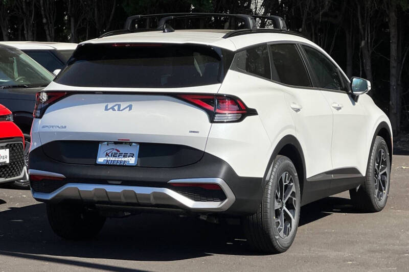 2025 Kia Sportage Hybrid EX