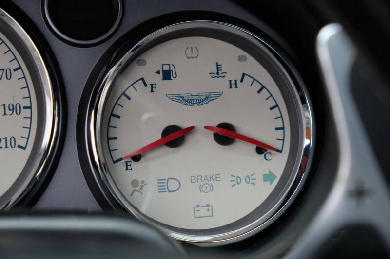 2003 Aston Martin V12 Vanquish