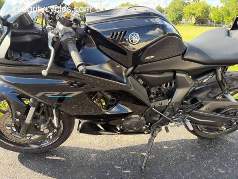 2022 Yamaha YZF-R7