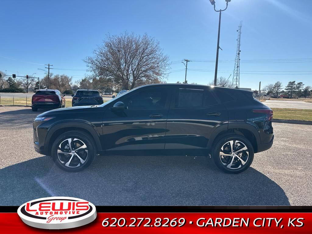 2024 Chevrolet Trax for sale at Lewis Chevrolet of Garden City in Garden City, KS