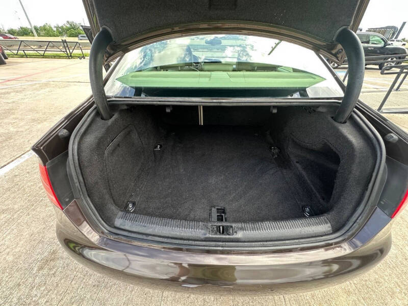 2011 Audi A4 2.0T Premium Plus