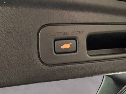 2025 Acura MDX w/Tech