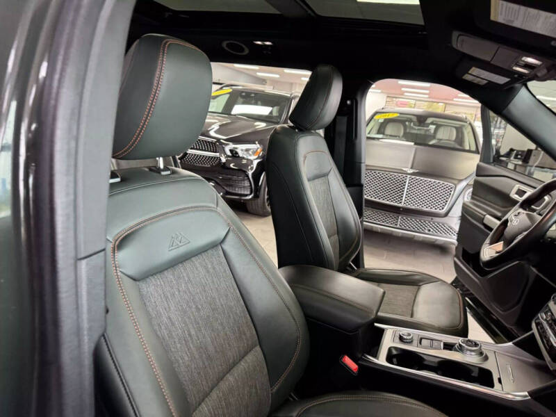 2022 Ford Explorer Timberline