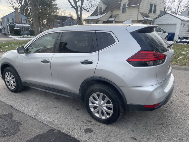 2017 Nissan Rogue SL