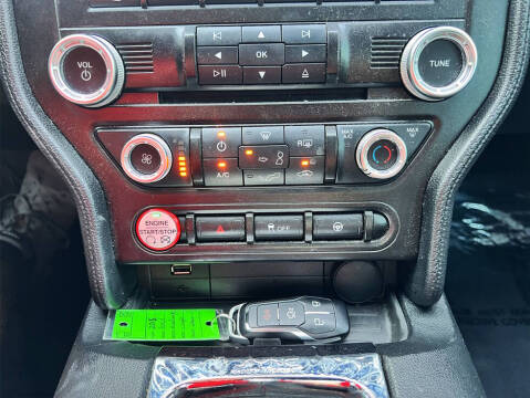 2015 Ford Mustang V6