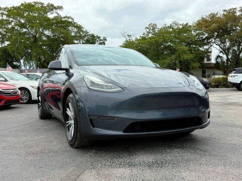 2023 Tesla Model Y Long Range