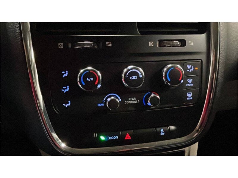 2017 Dodge Grand Caravan SE